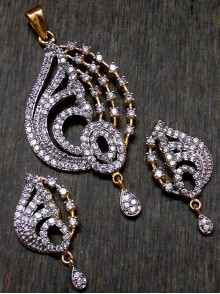 CZ Pendant With Earrings